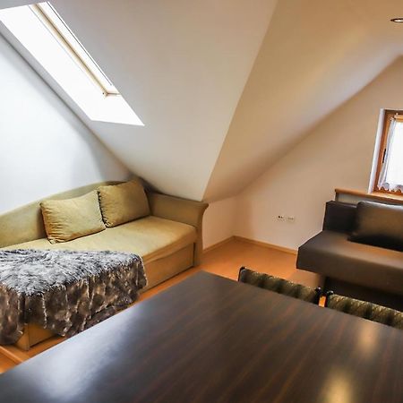 Lovely Apartment In City Center Of Jelenia Gora. Eksteriør bilde