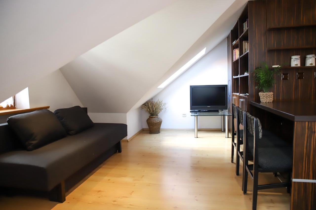 Lovely Apartment In City Center Of Jelenia Gora. Eksteriør bilde